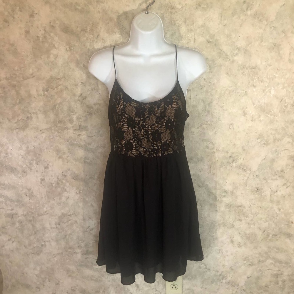 Forever 21 Spaghetti String Black Lace Dress